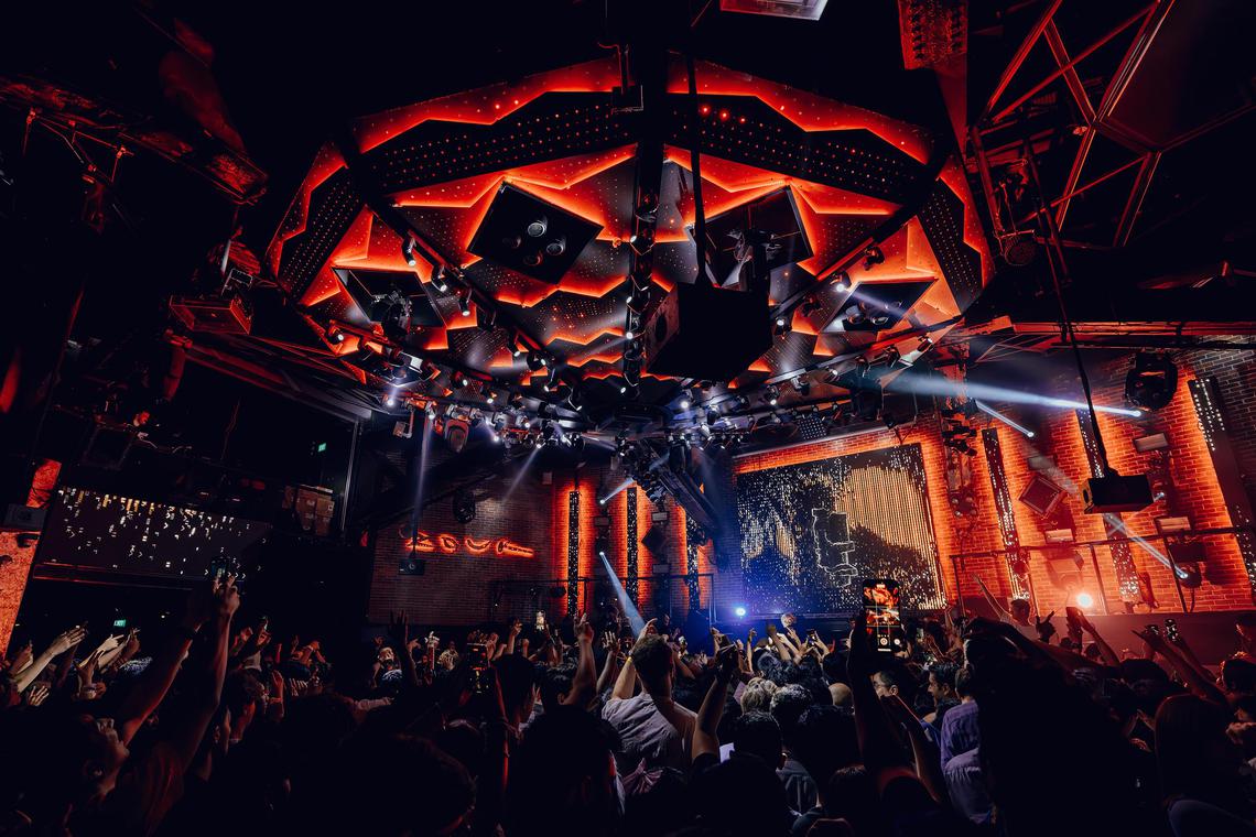 Clarke Quay Escort Singapore Services – Luxury, Romance &Amp; Nightlife 7 Clarke Quay Escort Enjoying Singapore Nightlife