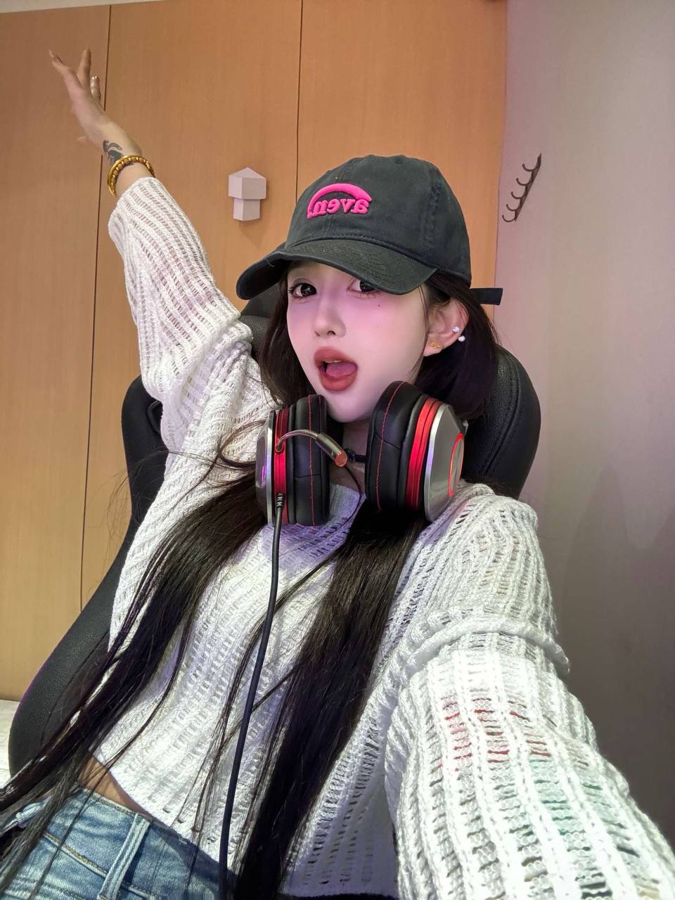 Malay Escort Singapore | The Allure Of Local Elegance | Escort Service 2025 2 Malay Escort Singapore Elegance